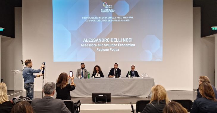 Galleria Bandi e strumenti finanziari a sostegno dell’internazionalizzazione delle imprese: a Bari il workshop organizzato da Regione Puglia e UNIDO ITPO Italy - Diapositiva 4 di 5