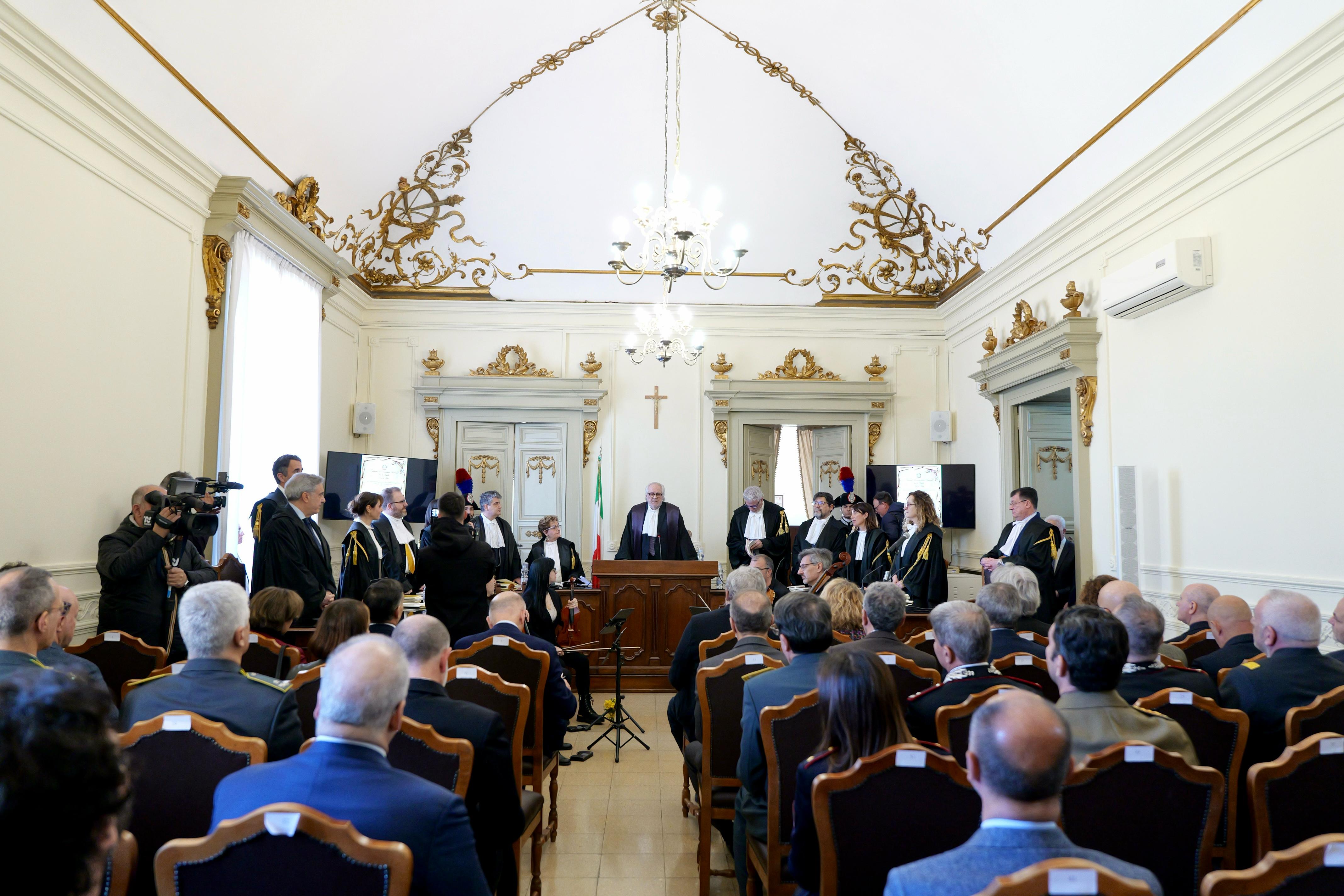 Galleria Il presidente Emiliano alla cerimonia di inaugurazione dell’anno giudiziario del Tar Puglia: “Una giornata importante per la Regione” - Diapositiva 3 di 13