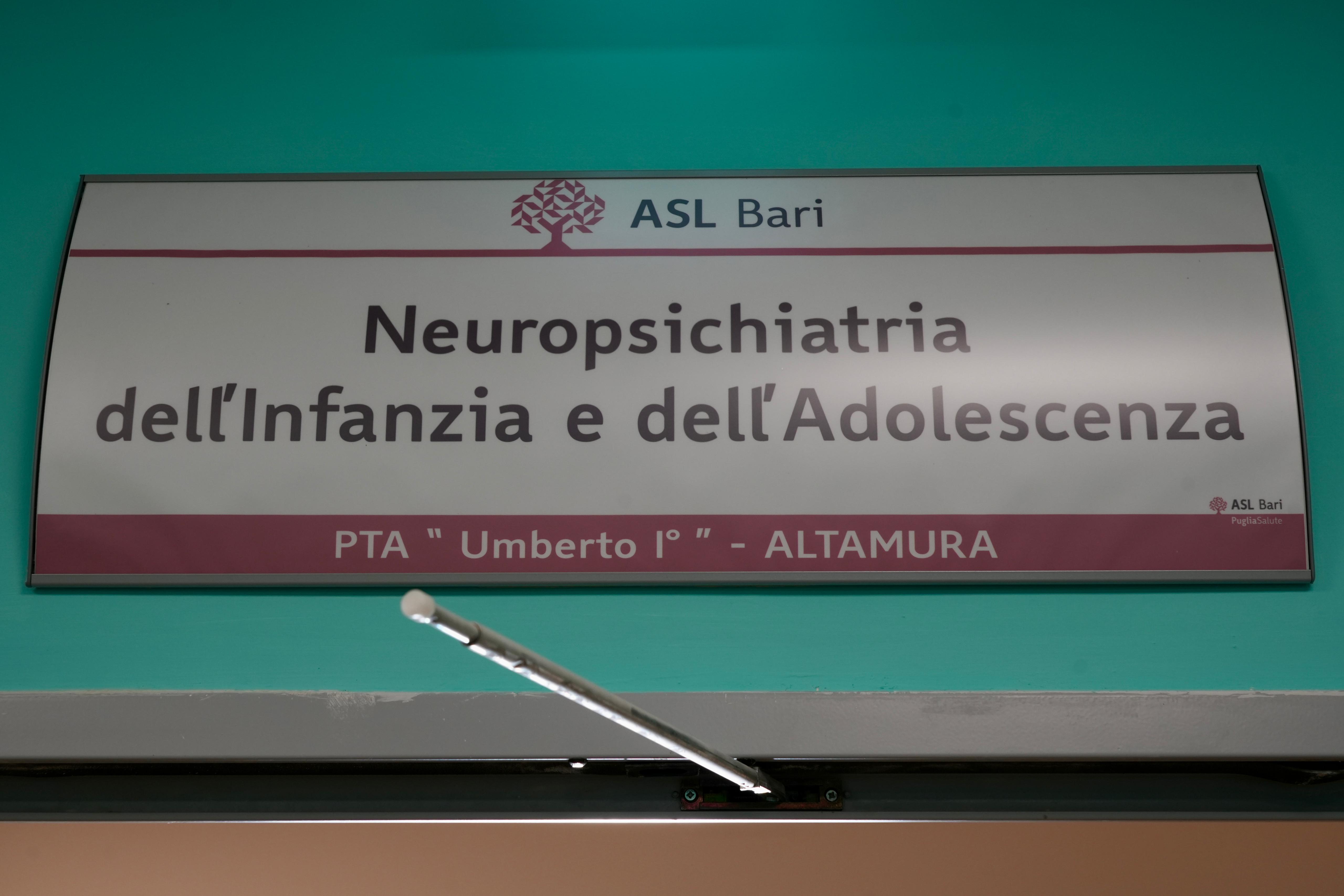 Galleria Altamura, Emiliano inaugura la nuova sede della NPIA: 800 metri quadri dedicati a bambini e adolescenti - Diapositiva 11 di 20