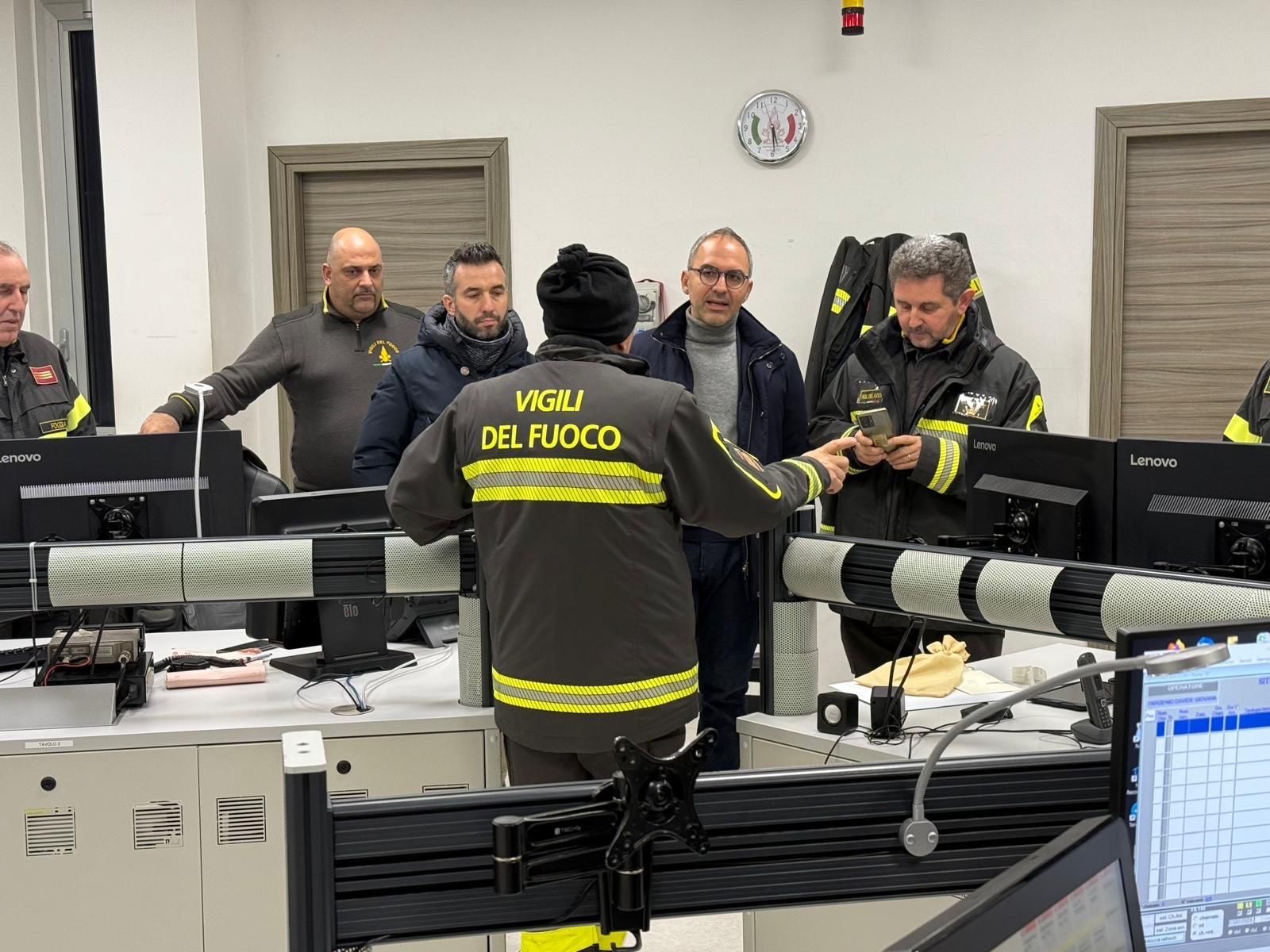 Galleria Regione Puglia pronta a costruire la caserma  dei Vigili del Fuoco ‘Gino Lisa’ ma Governo e Parlamento devono adeguare la pianta organica - Diapositiva 4 di 4