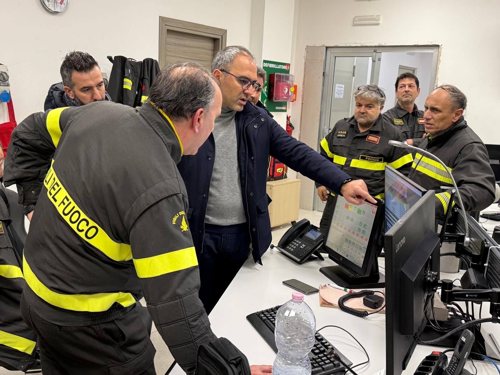 Galleria Regione Puglia pronta a costruire la caserma  dei Vigili del Fuoco ‘Gino Lisa’ ma Governo e Parlamento devono adeguare la pianta organica - Diapositiva 2 di 4