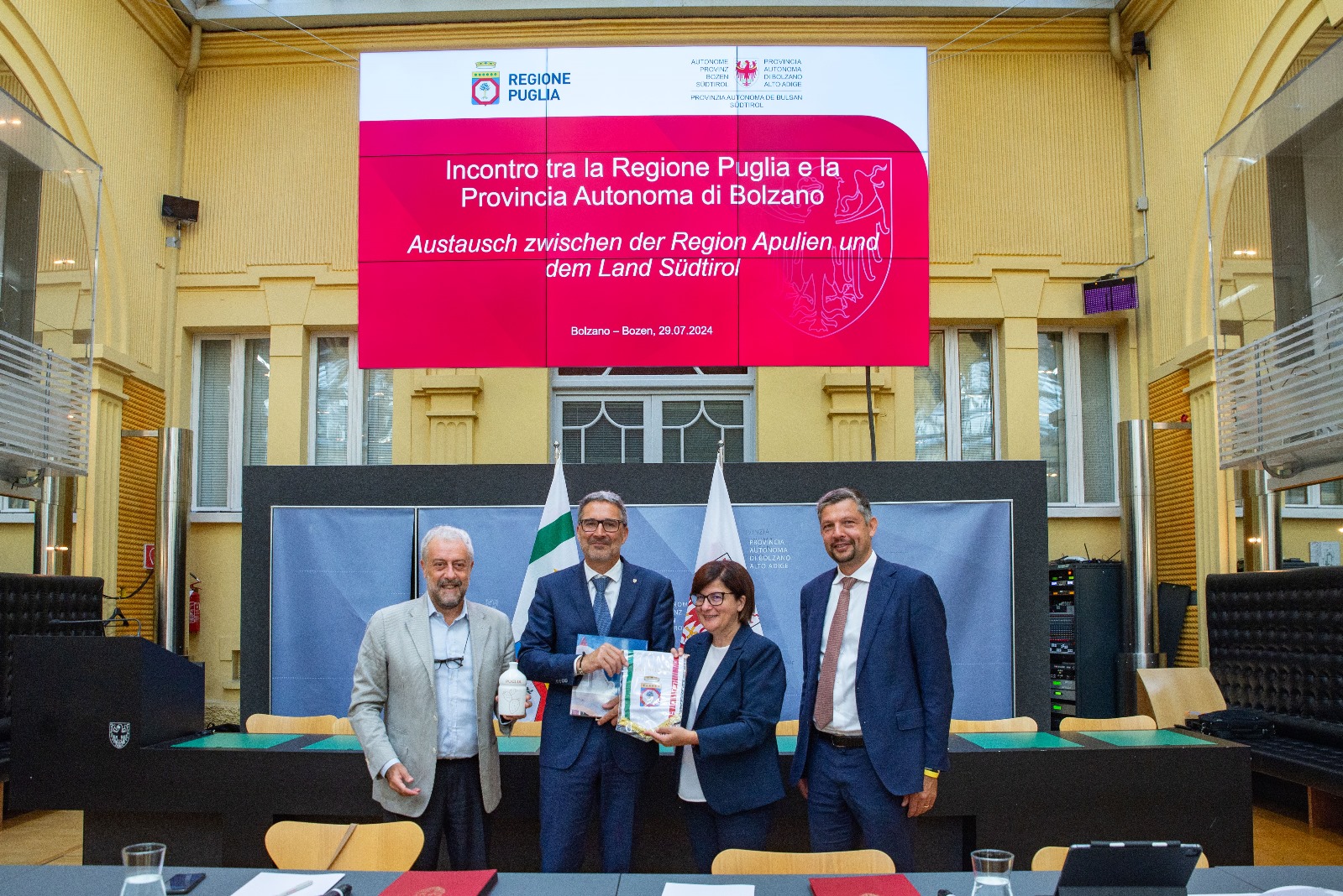 Galleria Puglia e Alto Adige firmano un accordo per la promozione dell’uso dell’idrogeno nel settore trasporti e della transizione ecologica - Diapositiva 2 di 9