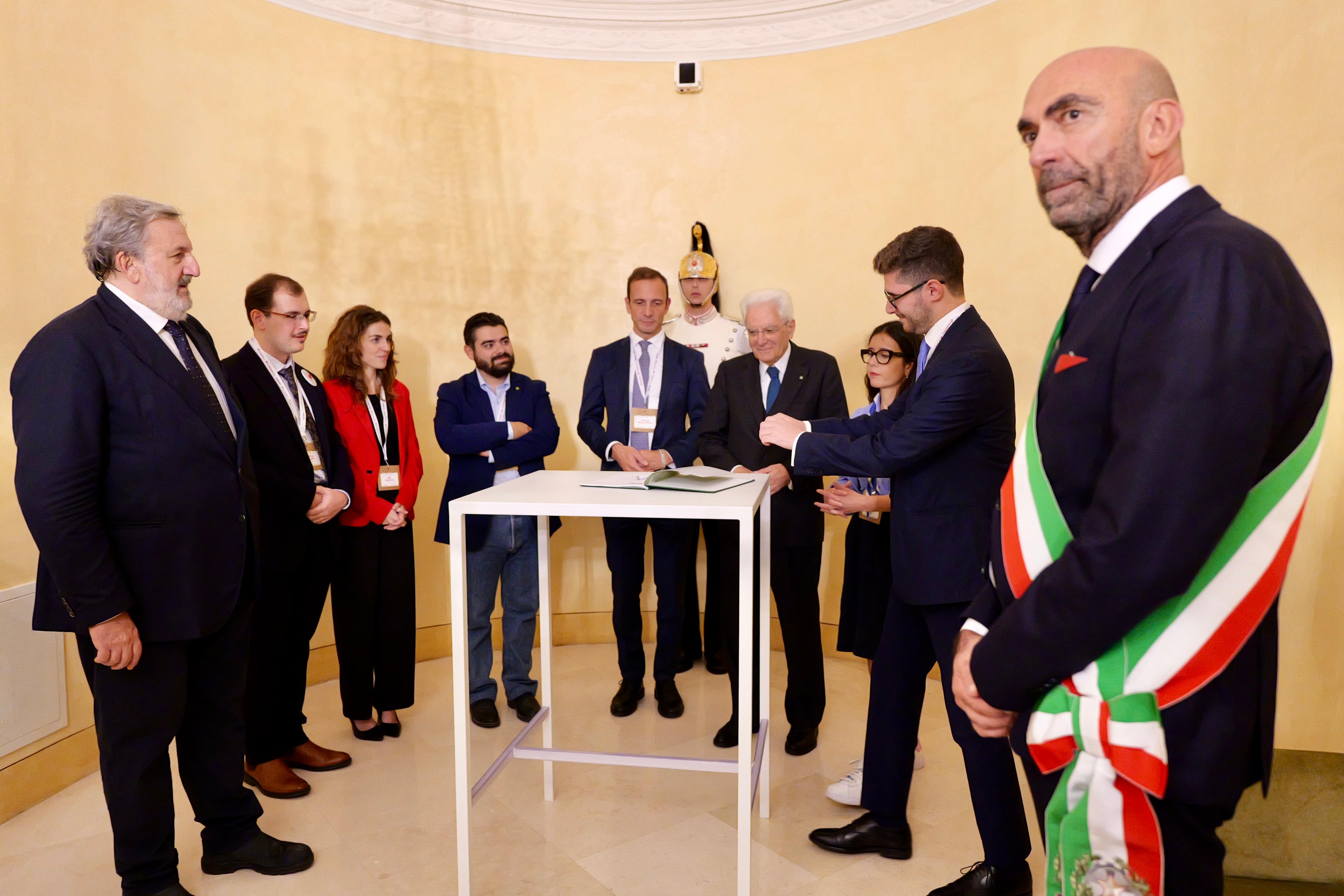 Galleria Festival delle Regioni, il presidente Mattarella alla cerimonia inaugurale - Diapositiva 2 di 8