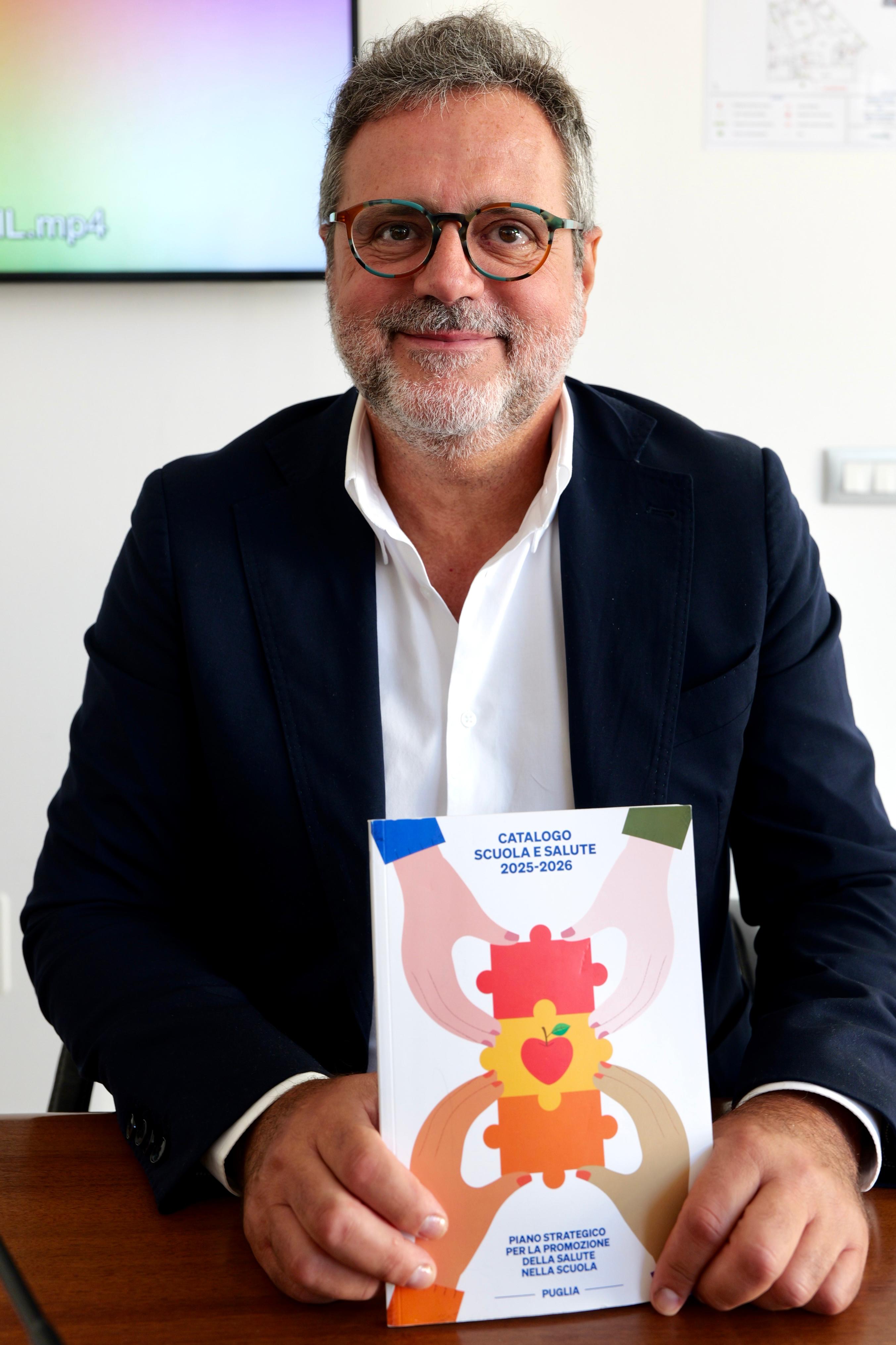 Galleria “Gli ScacciaRischi: le olimpiadi della prevenzione” e “Dal palcoscenico alla realtà: @ scuola di prevenzione”: presentati i progetti di prevenzione destinati agli studenti pugliesi - Diapositiva 3 di 4