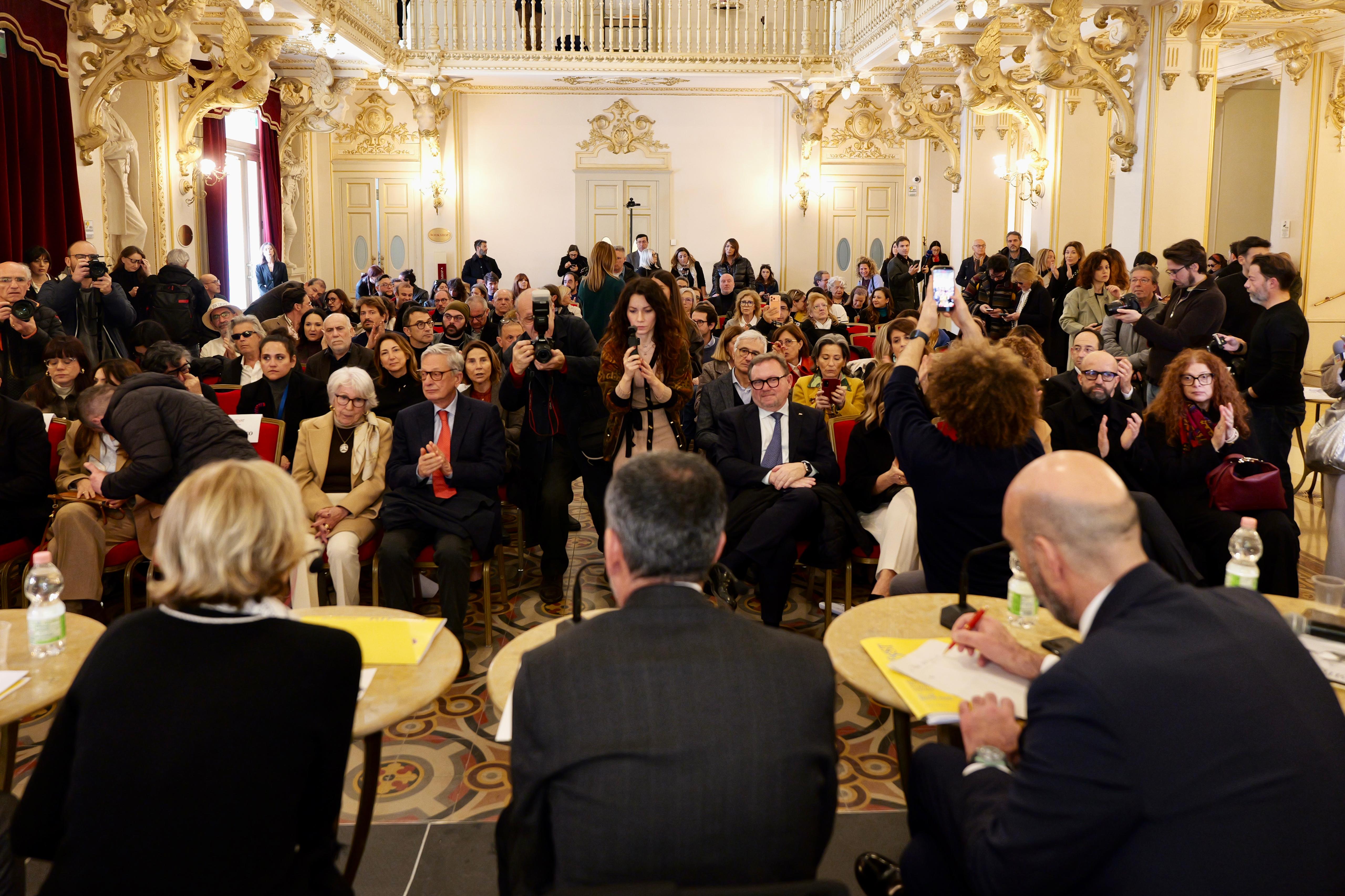 Galleria DECARO OGGI ALLA PRESENTAZIONE DEL BIF&ST 2026 - Diapositiva 5 di 5