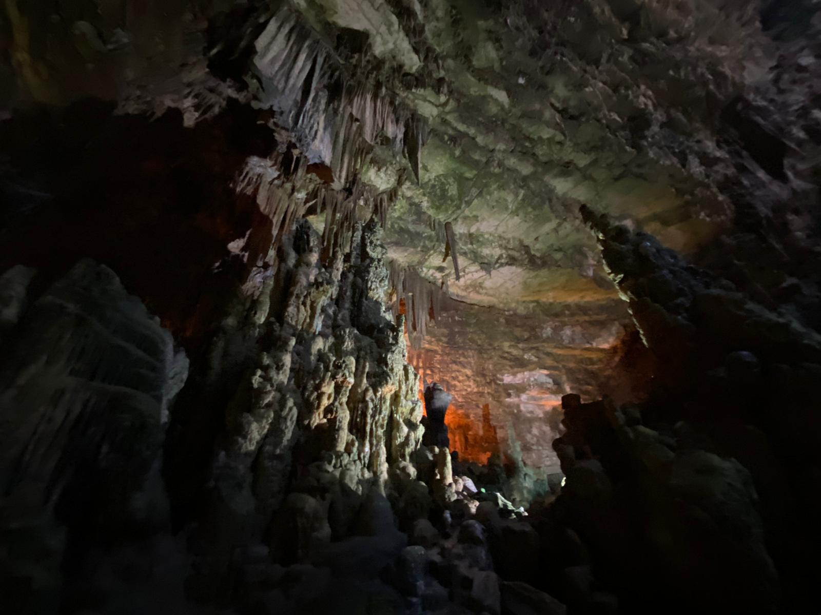 Galleria Emiliano alla riapertura delle Grotte di Castellana: “venite a visitarle, sono uniche al mondo” - Diapositiva 7 di 13