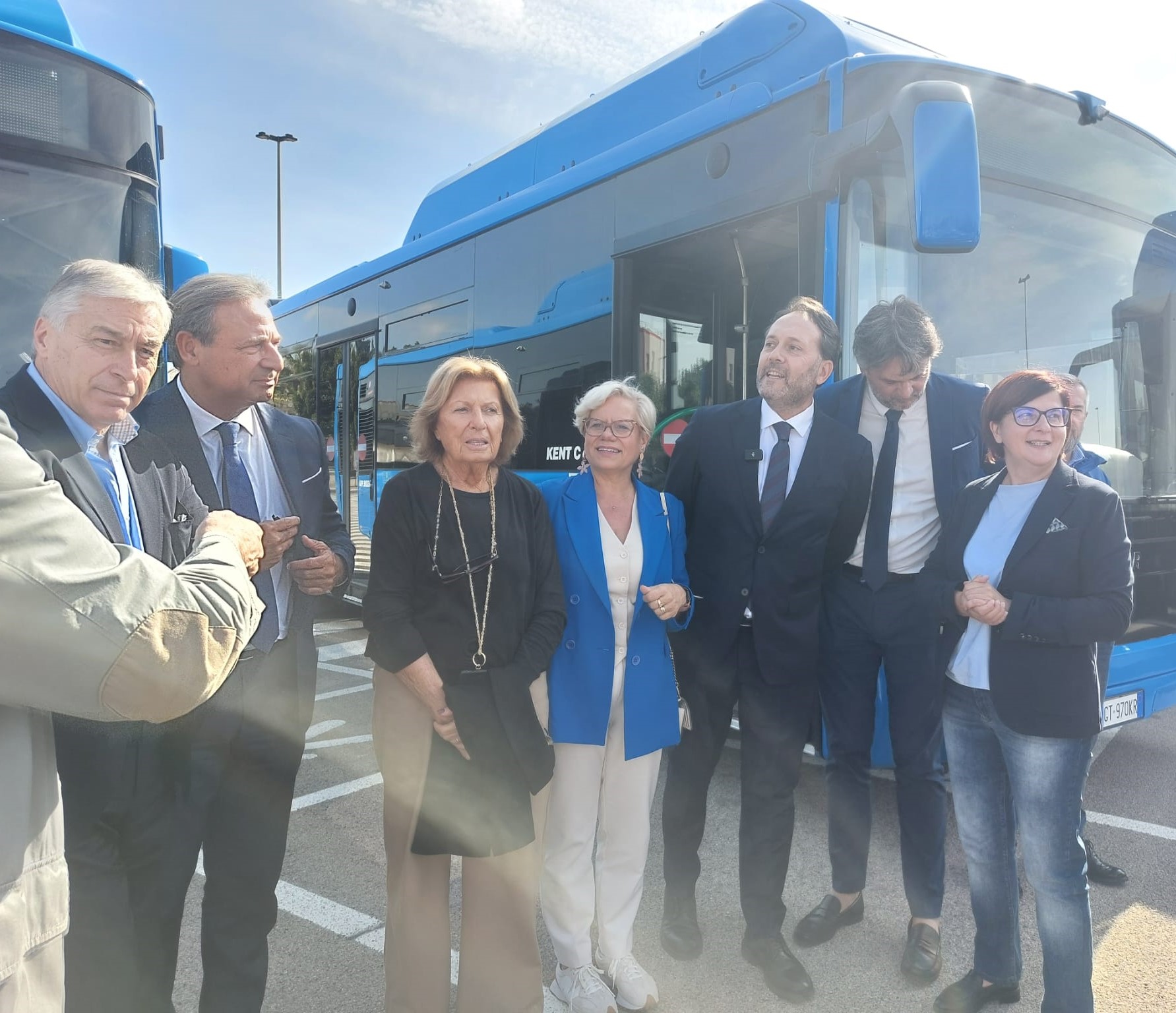 Galleria Trasporti, presentati a Lecce i 5 nuovi bus a metano acquistati dalla Regione - Diapositiva 10 di 11