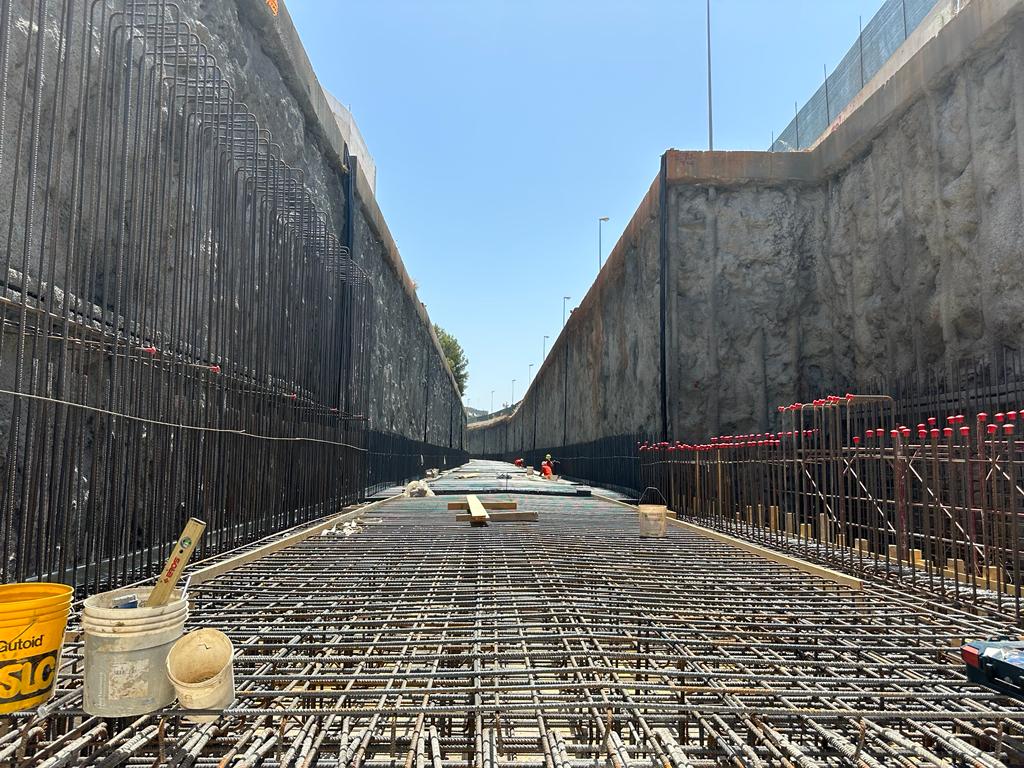 Galleria Trasporti, l’assessore Maurodinoia visita i cantieri di Ferrotramviaria ad Andria - Diapositiva 2 di 5