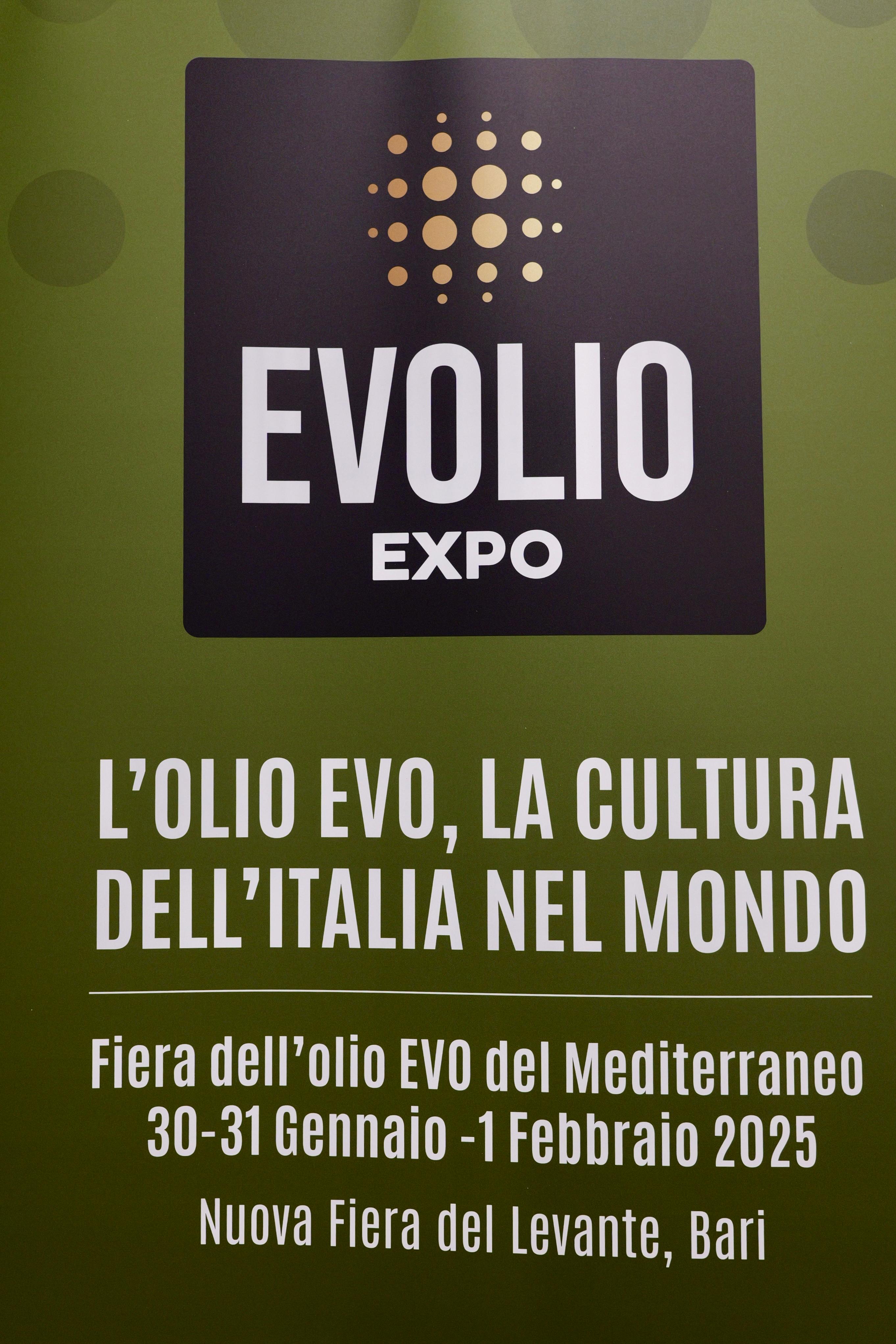 Galleria Dalla cultura italiana dell’olio d’oliva nasce EVOLIO Expo, la fiera internazionale dedicata ai produttori di olio EVO di tutto il Mediterraneo - Diapositiva 1 di 6