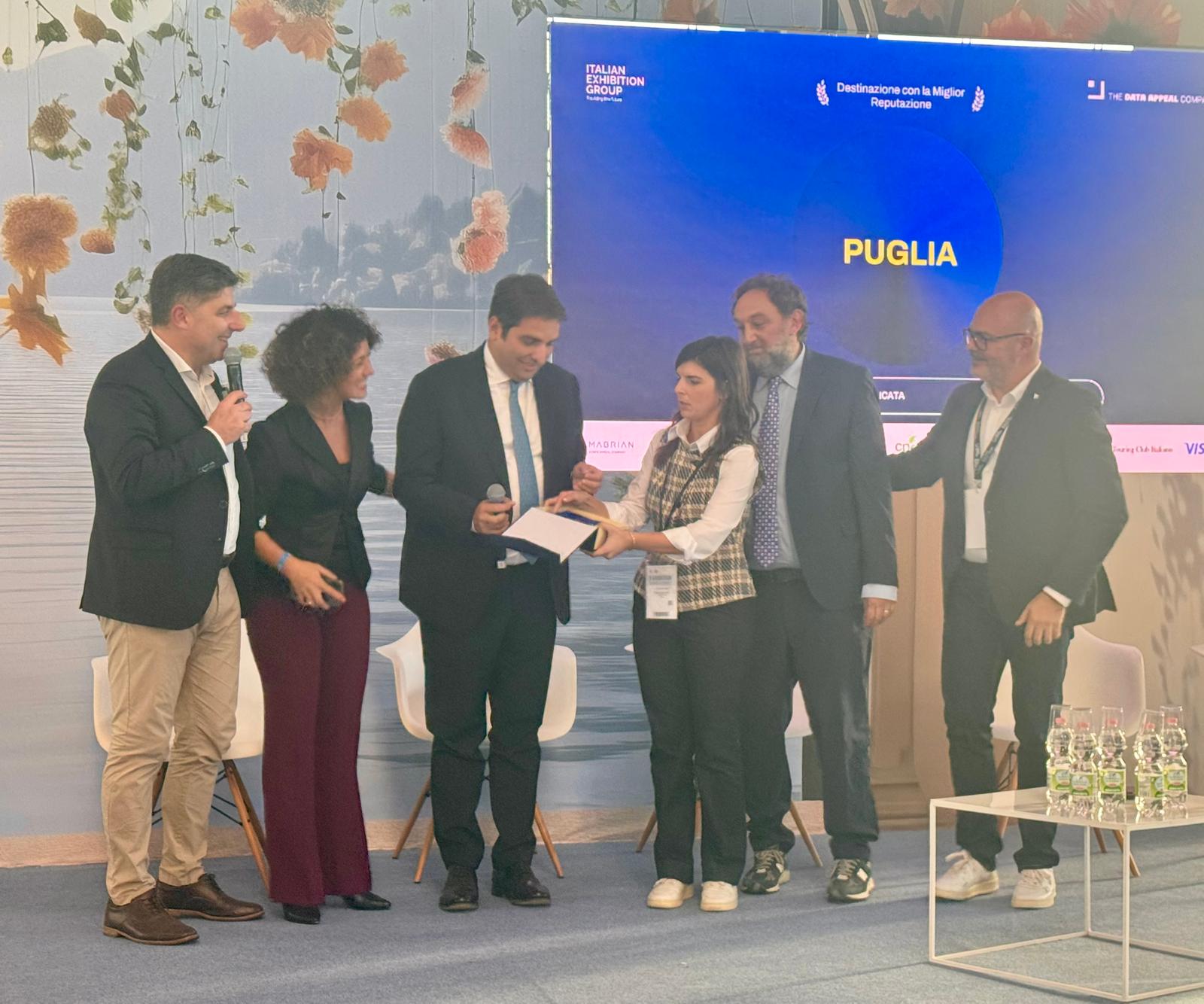 Galleria Alla Puglia premio Data Appeal “Migliore Reputazione” per soddisfazione e popolarità - Diapositiva 1 di 4