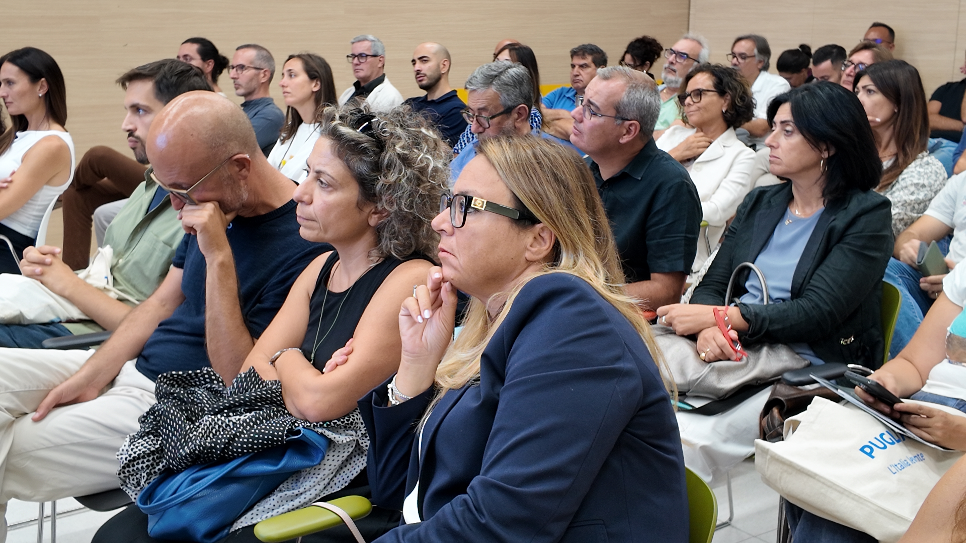 Galleria “Governare le trasformazioni, pianificare il futuro”, le prospettive partecipate di ambiente e urbanistica In Fiera del Levante - Diapositiva 6 di 7