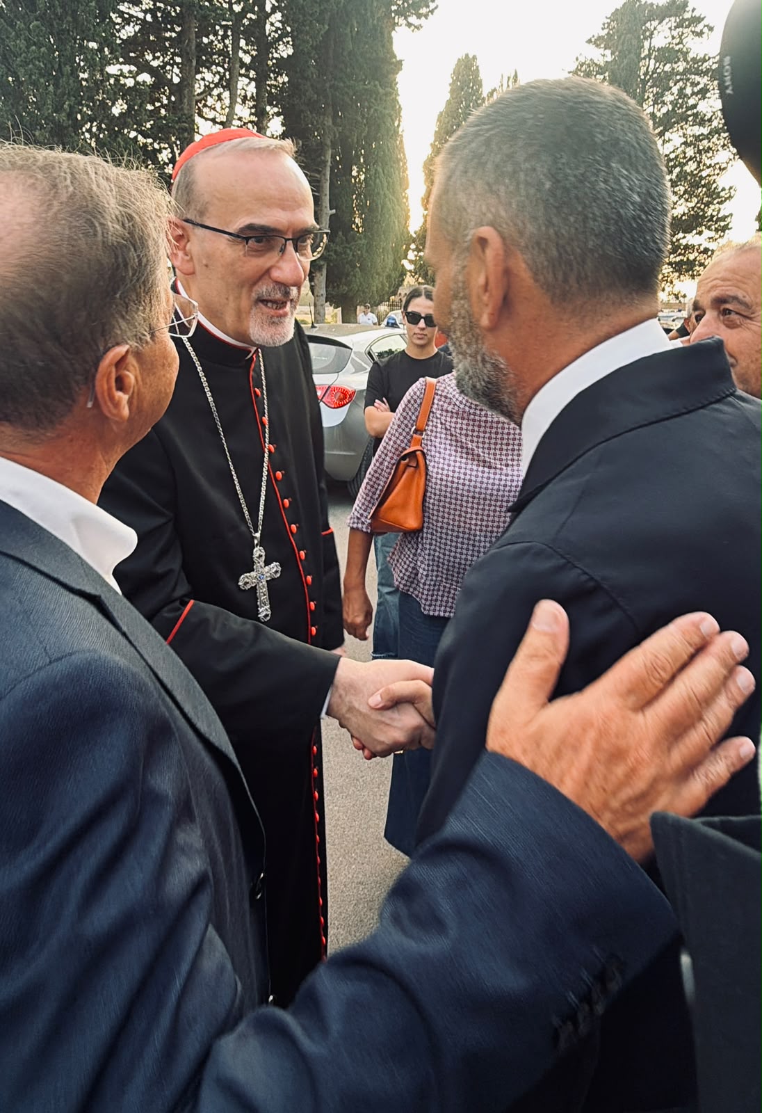 Galleria Il presidente Decaro ad Alessano per la 3a edizione del  premio “Don Tonino Bello” - Diapositiva 1 di 2