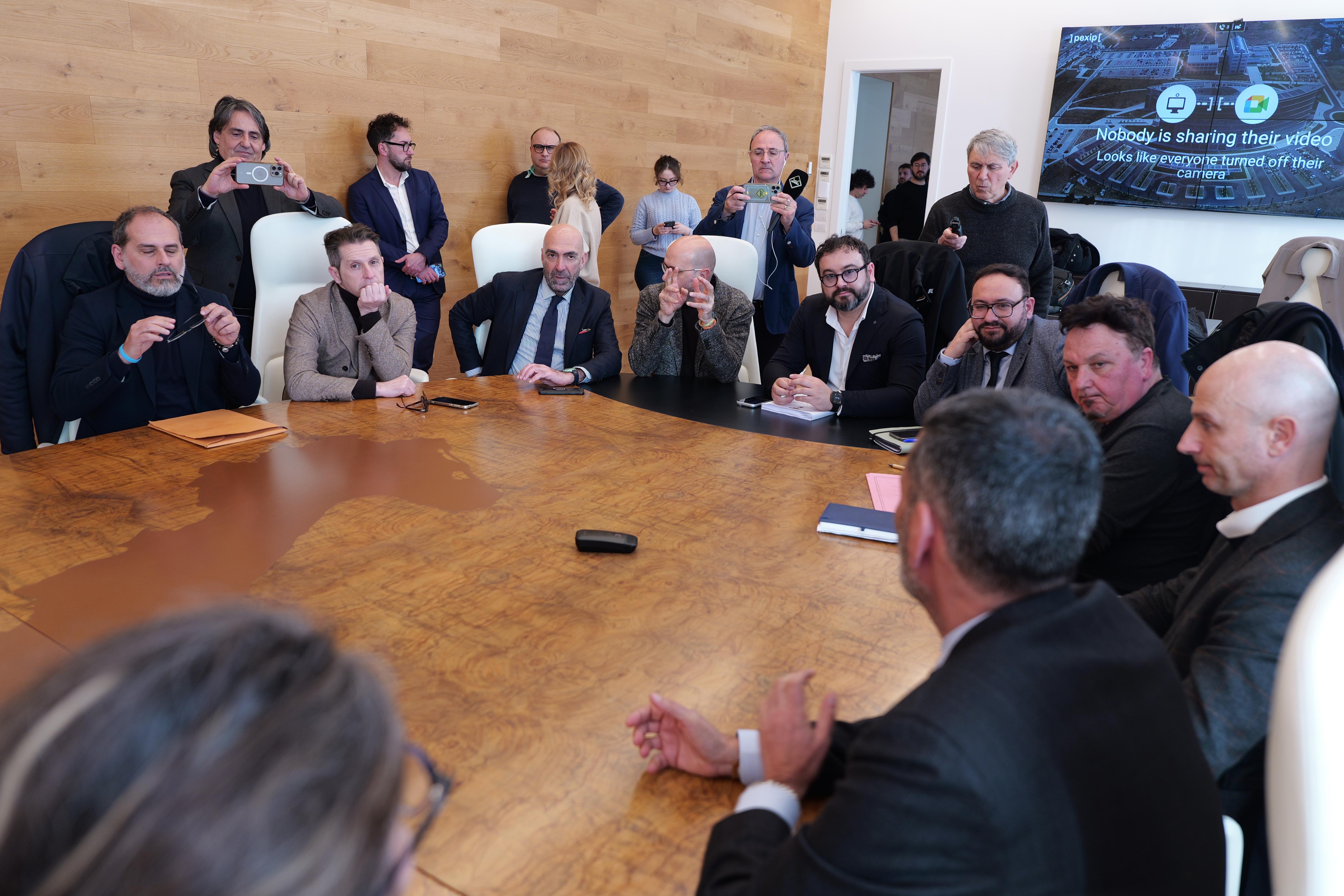 Galleria Erosione delle coste alte, Decaro: 26 milioni di euro a disposizione delle province per i progetti dei comuni costieri. - Diapositiva 3 di 3