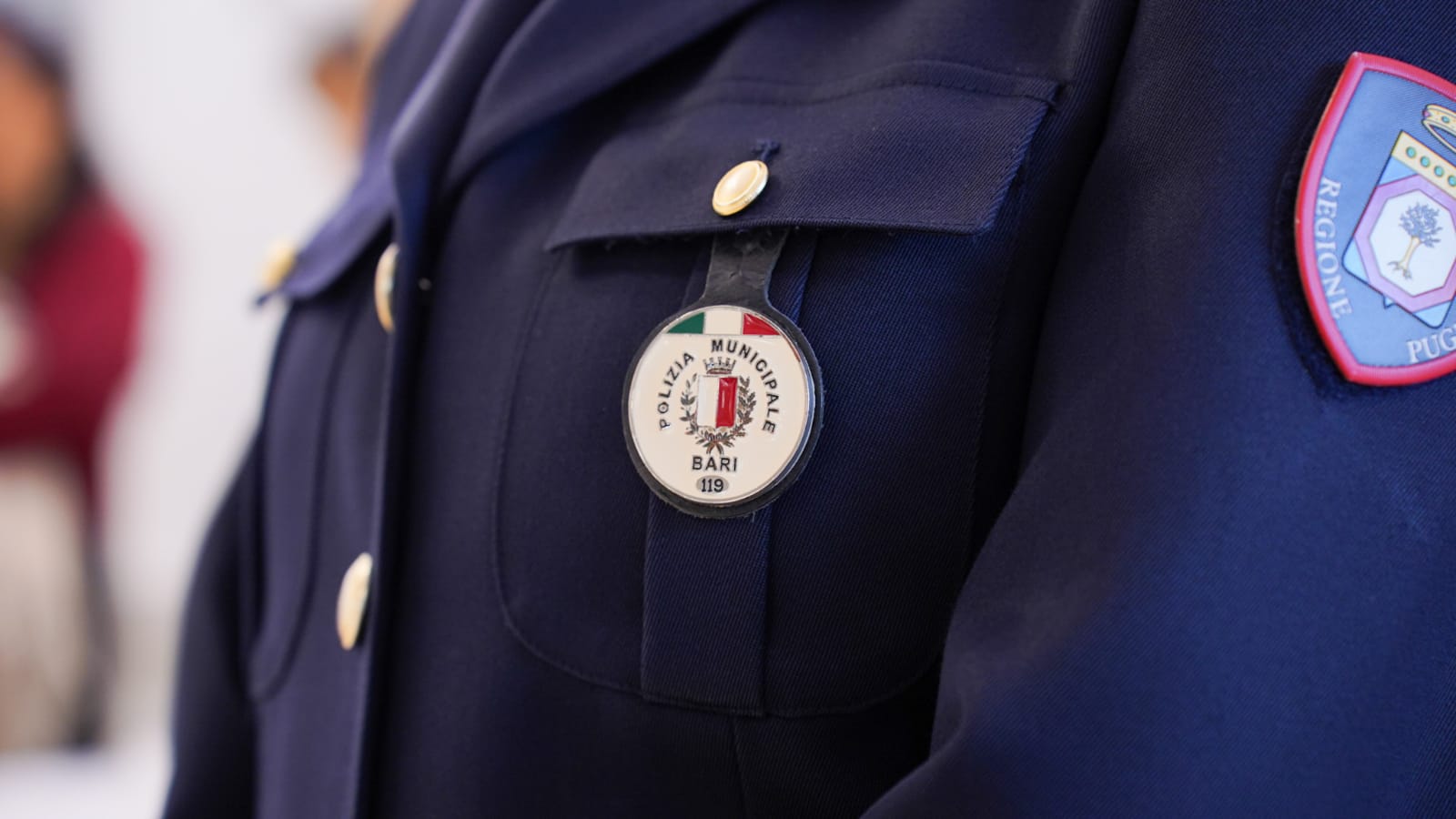 Galleria PRESENTATA A BARI LA SCUOLA REGIONALE DELLA POLIZIA LOCALE. EMILIANO: “UN CERVELLO COLLETTIVO A DISPOSIZIONE DI TUTTI. PER DIVENTARE MIGLIORI, BISOGNA STUDIARE” - Diapositiva 5 di 12