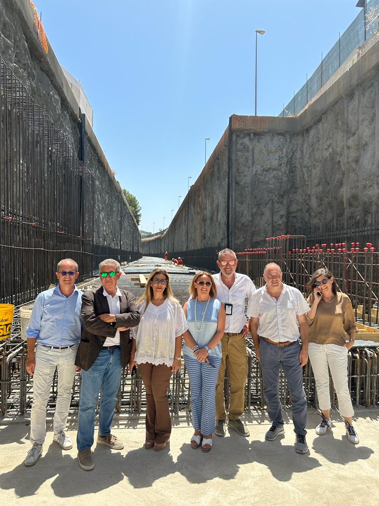 Galleria Trasporti, l’assessore Maurodinoia visita i cantieri di Ferrotramviaria ad Andria - Diapositiva 1 di 5