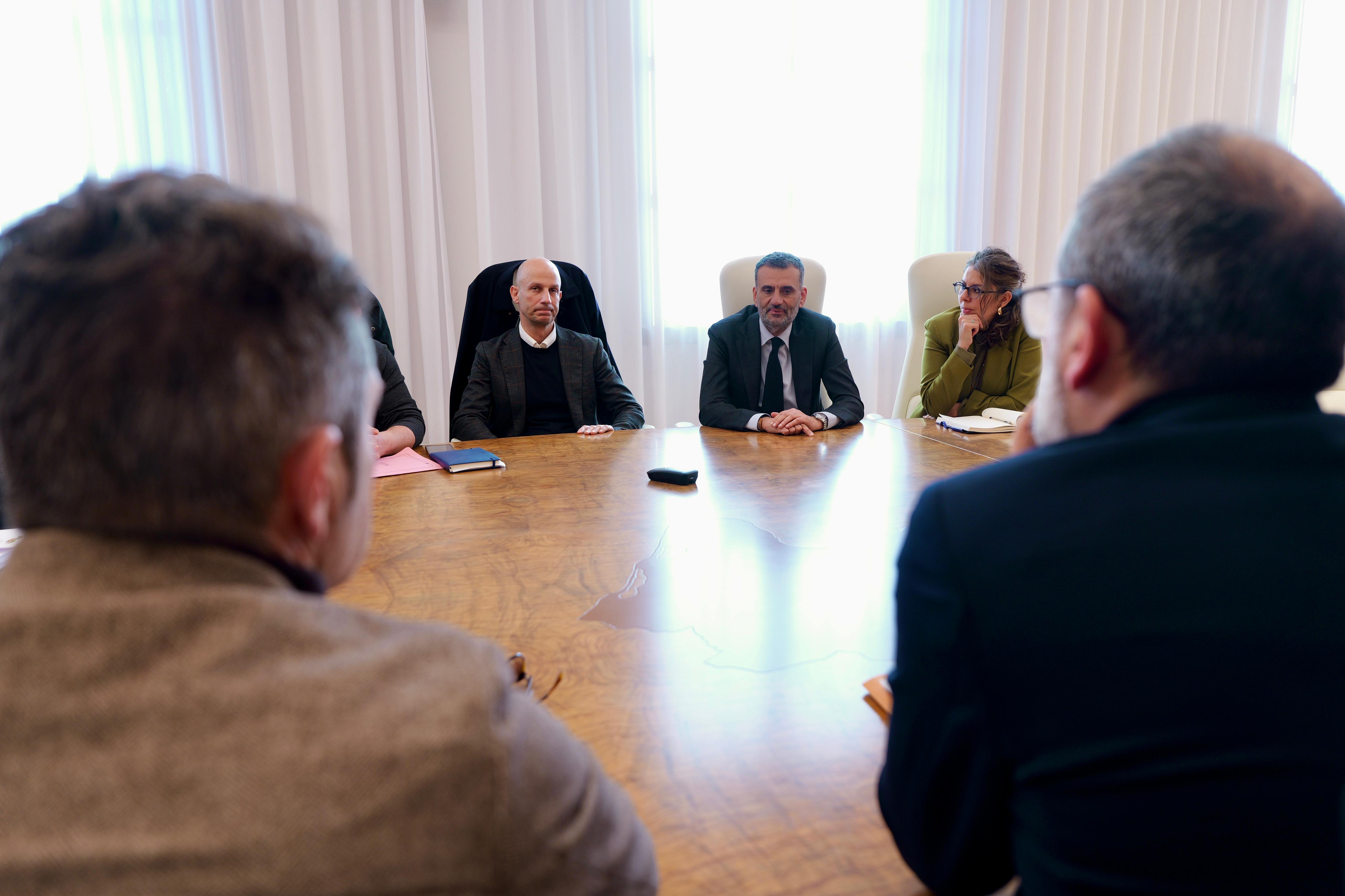 Galleria Erosione delle coste alte, Decaro: 26 milioni di euro a disposizione delle province per i progetti dei comuni costieri. - Diapositiva 1 di 3