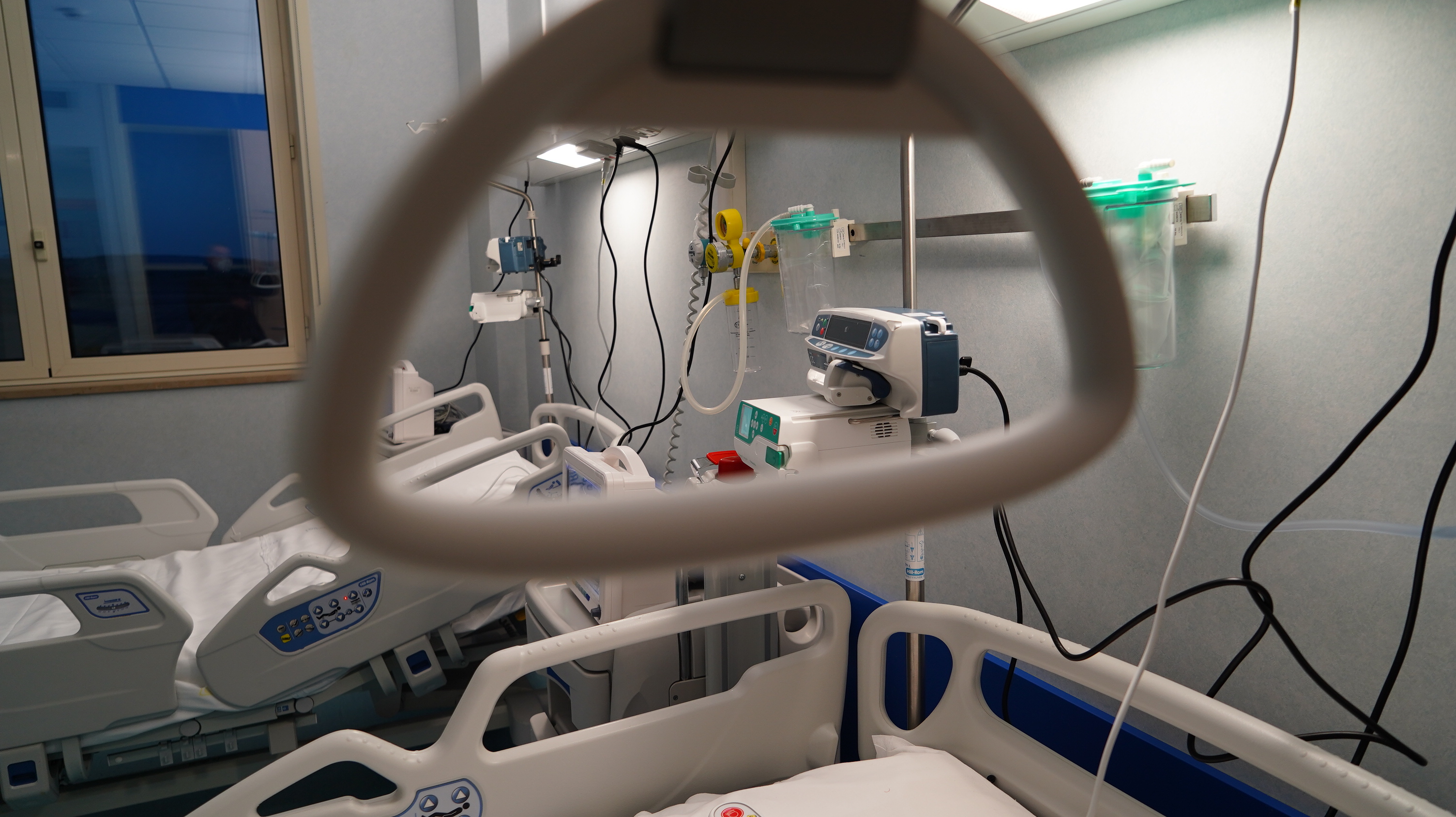 Galleria Apre il reparto Covid dell'Ospedale di Altamura: attivati 20 posti letto, ampliabili sino a 60 - Diapositiva 1 di 9
