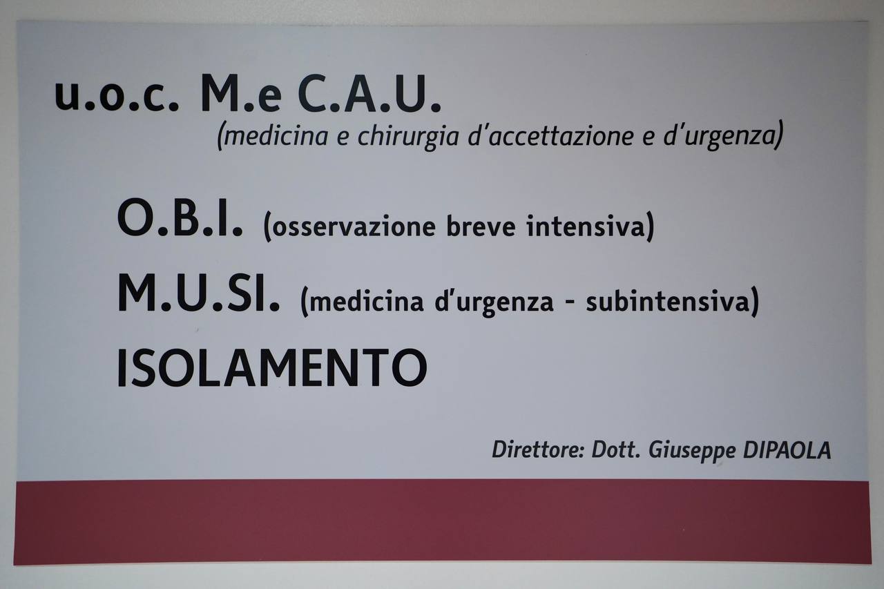 Galleria Presentazione nuova ala pronto soccorso ospedale Dimiccoli - Diapositiva 11 di 23