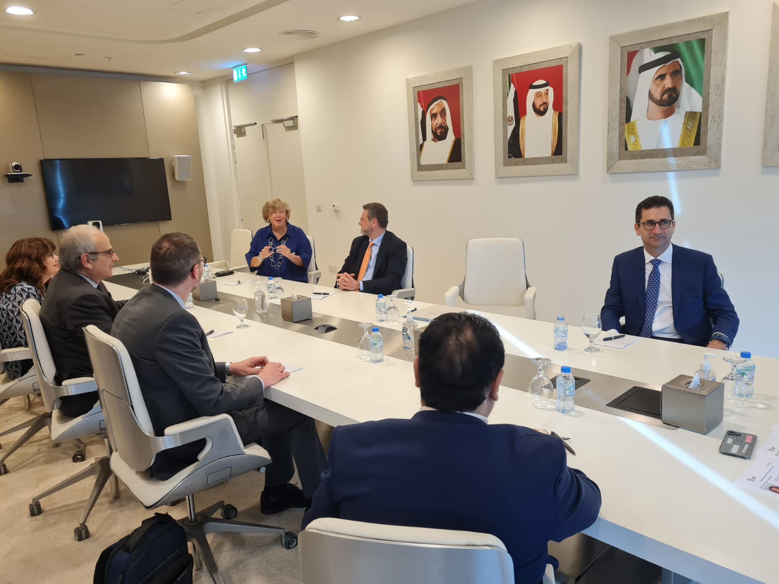 Galleria Emirati Arabi Uniti, continuano gli incontri istituzionali delle delegazioni pugliesi guidate dagli assessori Delli Noci, Maraschio e dal rettore Cupertino - Diapositiva 8 di 10