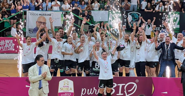 Campionesse Nazionali: Il Bitonto C5 Femminile Conquista Lo Scudetto ...